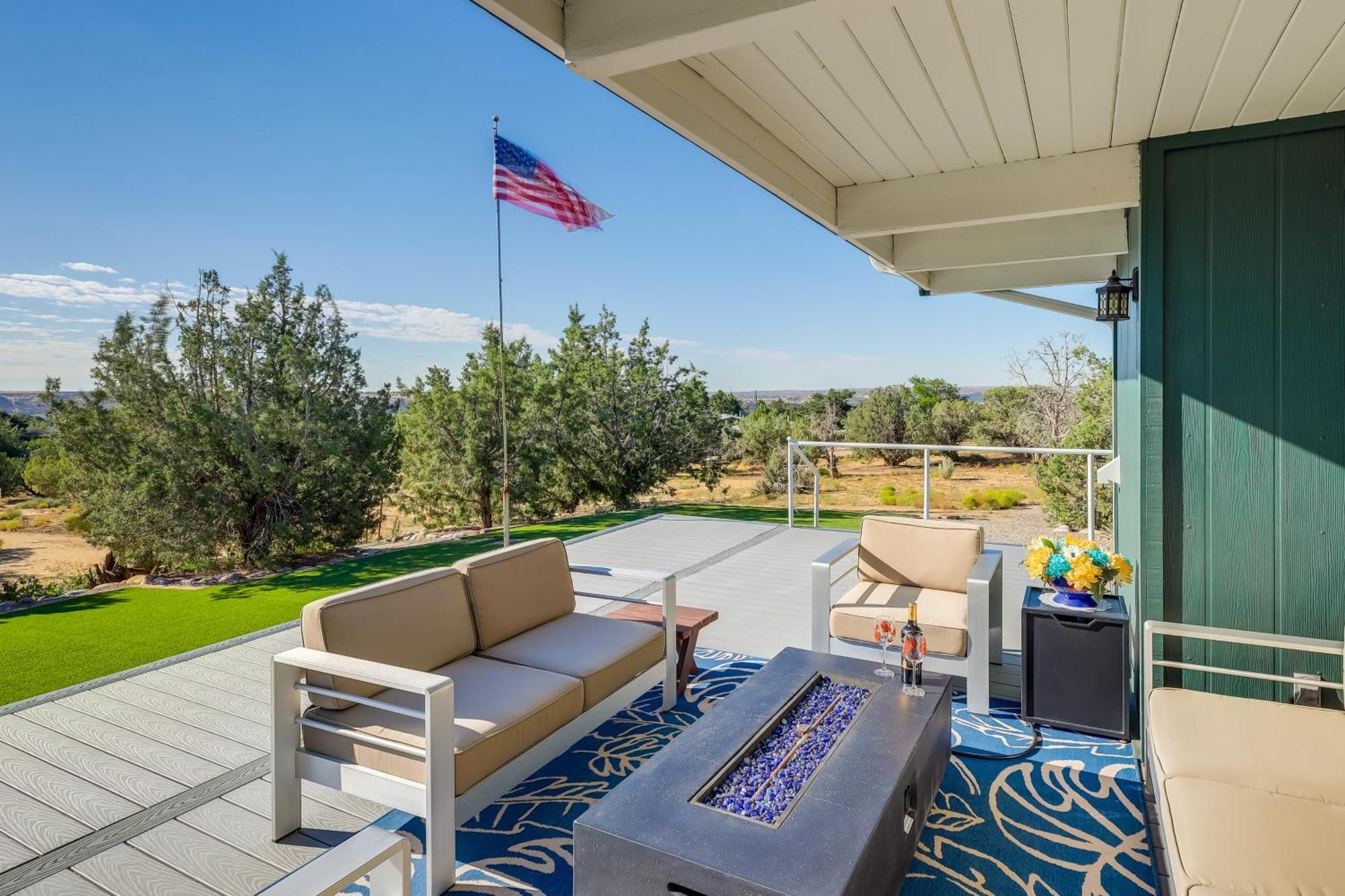 Home With Views And Fire Pit, 10 Mi To Aztec Ruins! 法明顿 外观 照片